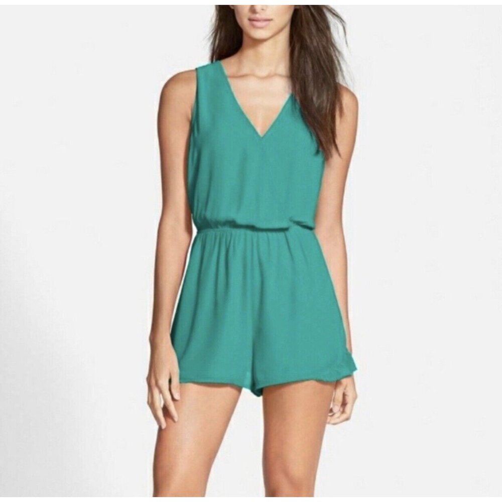ASTR the Label Mini Romper One Piece Sleeveless Faux-Wrap Neck Ruffle Green XS